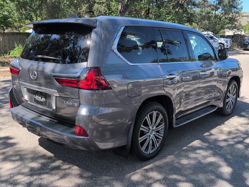 Used 2017 Lexus LX 570 4WD w/ Luxury Package image 24
