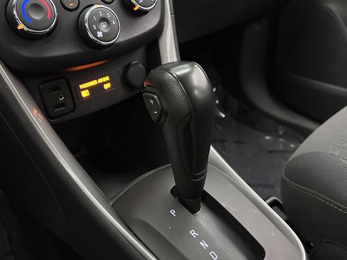 Used 2019 Chevrolet Trax LS FWD image 13