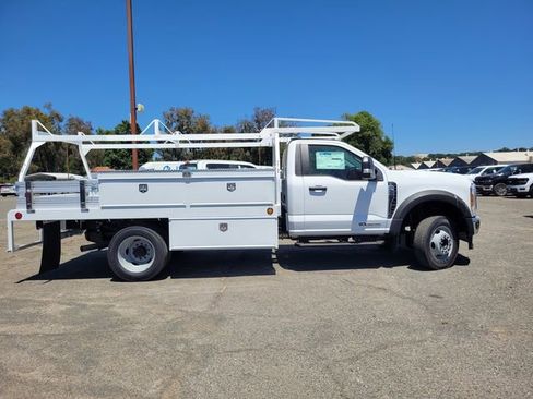 New 2025 Ford F550 2WD Regular Cab Super Duty image 5