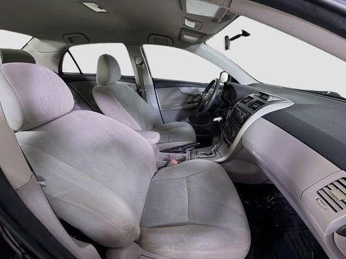 Used 2012 Toyota Corolla LE image 23