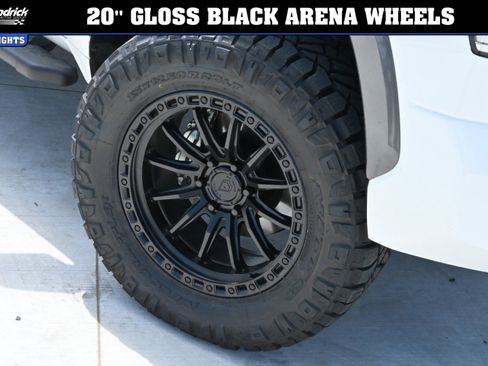 Used 2024 Toyota Tundra Limited AWD/4WD image 7