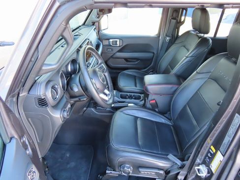 Certified 2022 Jeep Wrangler Unlimited Sahara w/ Cold Weather Group image 22