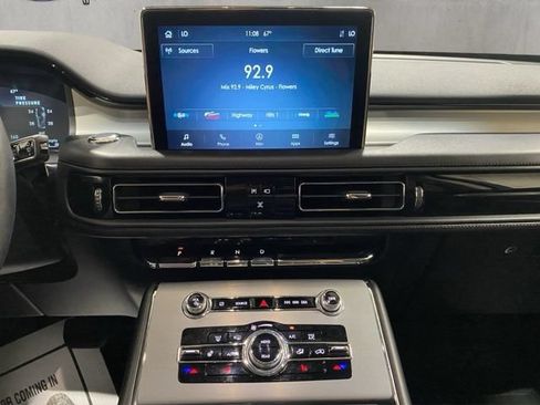Certified 2023 Lincoln Aviator AWD w/ Premium Package image 16