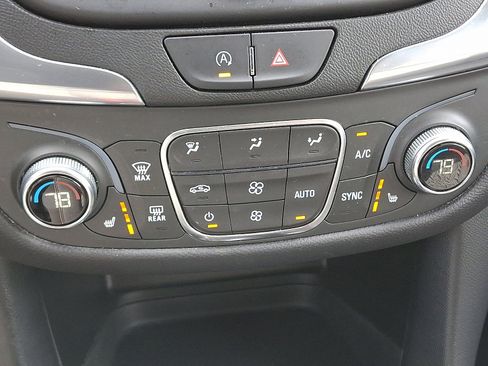 Certified 2022 Chevrolet Equinox LT image 15