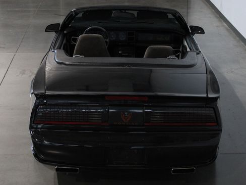 Used 1992 Pontiac Firebird Convertible RWD image 18