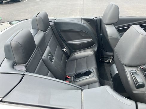 Used 2014 Volkswagen Eos FWD image 34