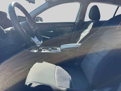 Used 2024 Nissan Sentra SR FWD image 13
