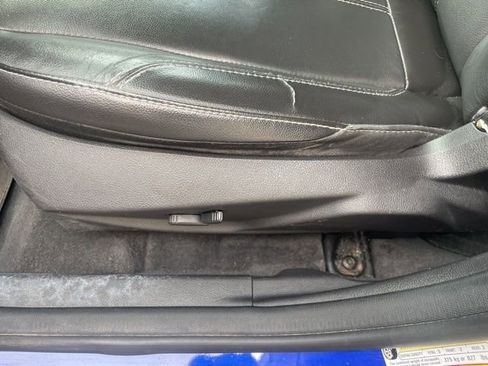 Used 2014 Ford Focus Titanium FWD image 23