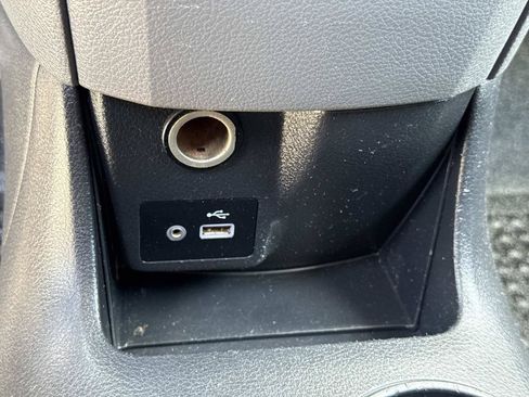 Used 2020 Nissan NV200 S FWD image 21