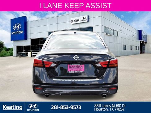 Used 2021 Nissan Altima 2.5 SR w/ SR Premium Package image 6