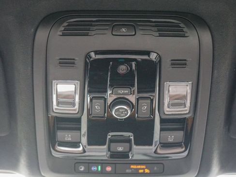 New 2026 Cadillac Escalade Platinum Sport w/ LPO, ONYX Package image 23