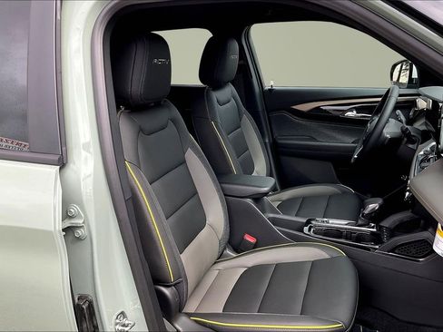 New 2026 Chevrolet TrailBlazer ACTIV w/ Convenience Package FWD image 11