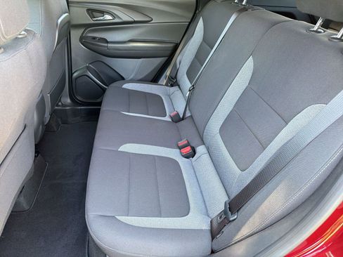 Used 2024 Chevrolet TrailBlazer LT w/ Driver Confidence Package FWD image 15
