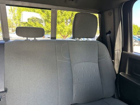 Used 2024 RAM 2500 Tradesman w/ Chrome Appearance Group image 13