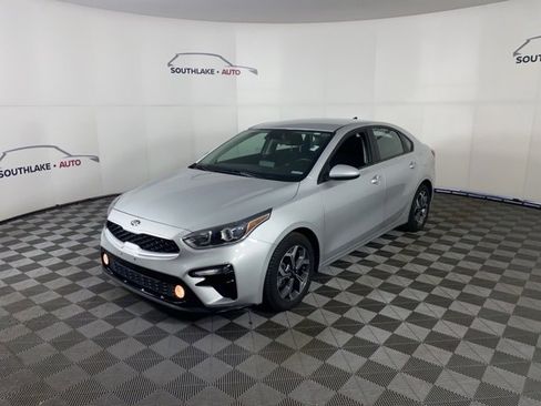 Certified 2021 Kia Forte LXS image 4