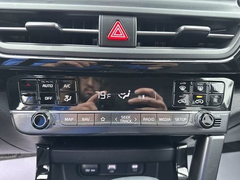 Used 2024 Kia Seltos X-Line AWD/4WD image 18