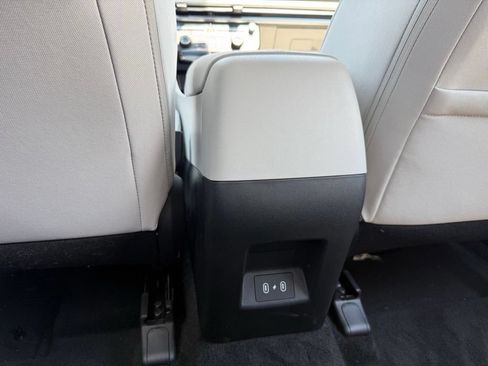 Certified 2025 Hyundai Tucson SE AWD/4WD image 25