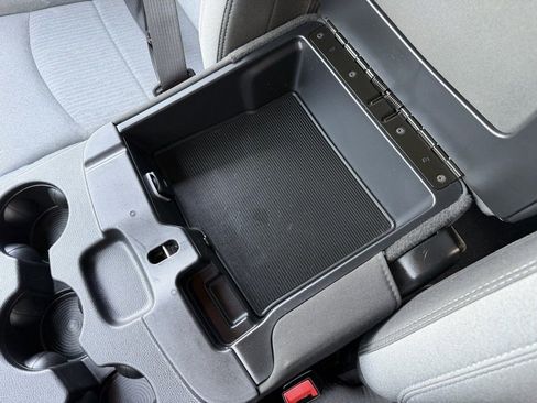 Used 2024 RAM 3500 Big Horn image 25