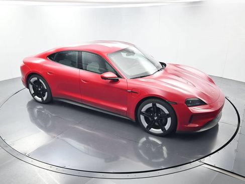 Used 2025 Porsche Taycan RWD image 37