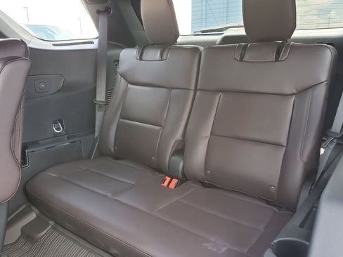 Used 2026 Ford Explorer Platinum w/ LUX Leather Package AWD/4WD image 24