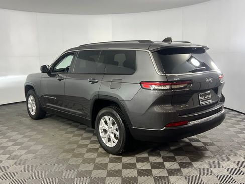 Used 2023 Jeep Grand Cherokee L Limited w/ Luxury Tech Group II image 10