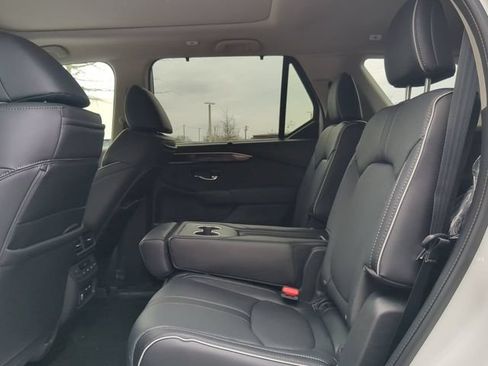 Used 2024 Honda Pilot Elite image 13