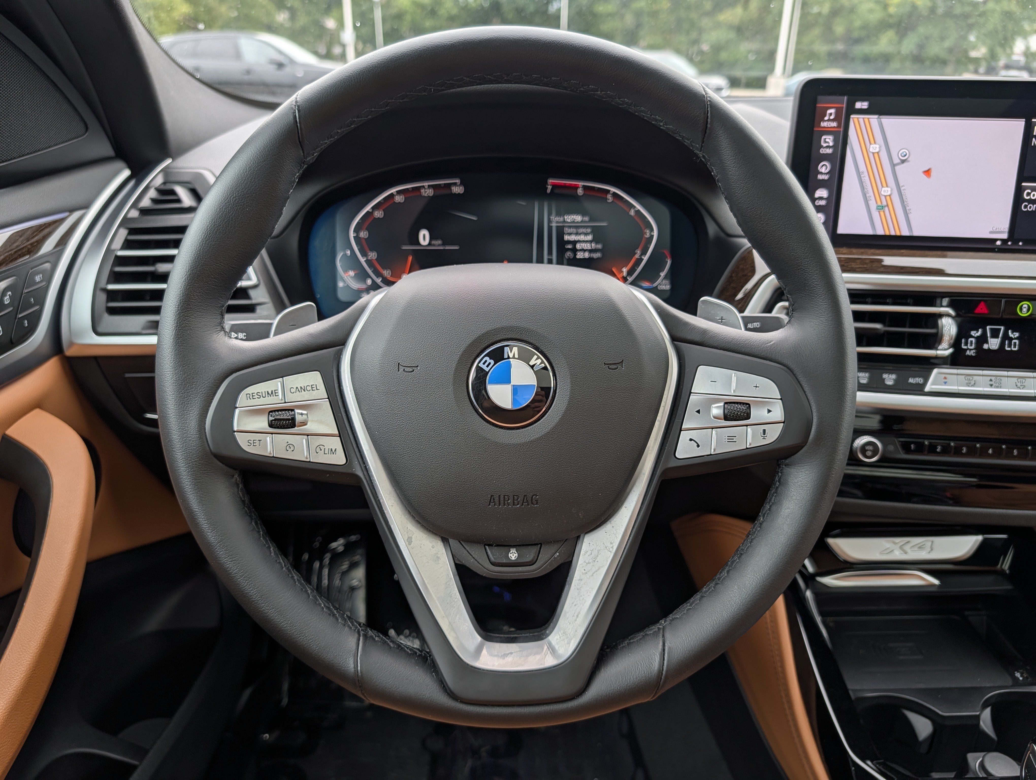 Used 2024 BMW X4 xDrive30i w/ Premium Package AWD/4WD image 25