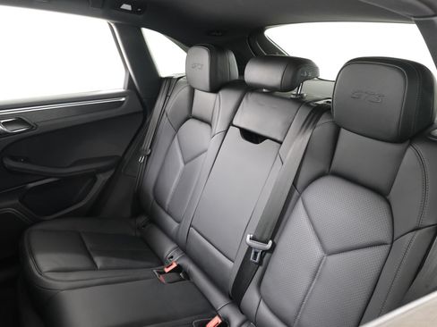 Used 2021 Porsche Macan GTS AWD/4WD image 34