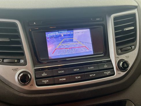 Used 2016 Hyundai Tucson SE w/ Option Group 02 FWD image 19