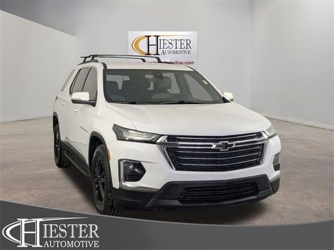 Used 2022 Chevrolet Traverse LT w/ LPO, 'HIT The Road' Package image 1