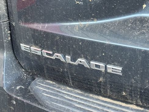 Used 2021 Cadillac Escalade Sport w/ Driver Assist Tech Package AWD/4WD image 10