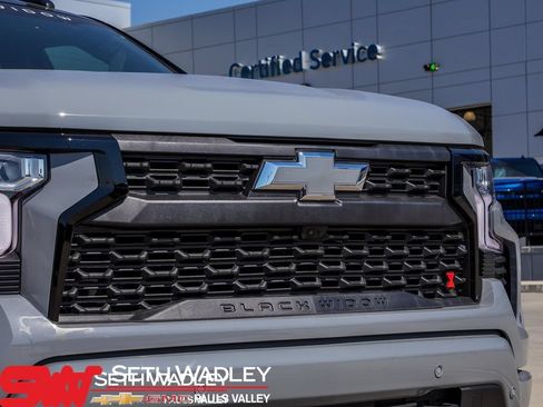 Used 2025 Chevrolet Silverado 1500 RST AWD/4WD image 79