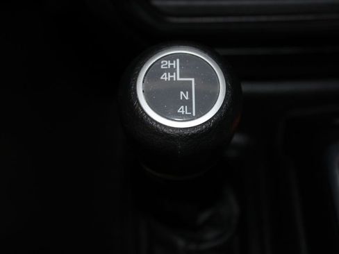 Used 2023 Jeep Gladiator Sport image 46