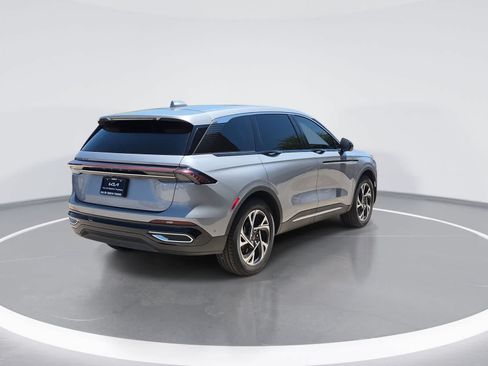 Used 2024 Lincoln Nautilus Premier w/ Equipment Group 102A AWD/4WD image 8