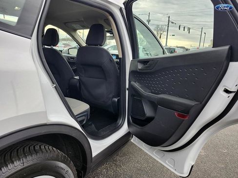 Used 2020 Ford Escape S image 26