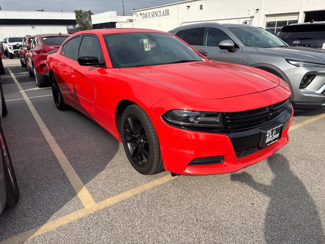 Used 2017 Dodge Charger SE w/ Blacktop Package RWD image 6