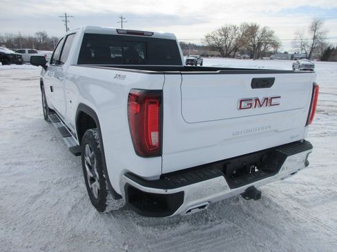 New 2026 GMC Sierra 1500 SLT w/ SLT Premium Plus Package AWD/4WD image 9