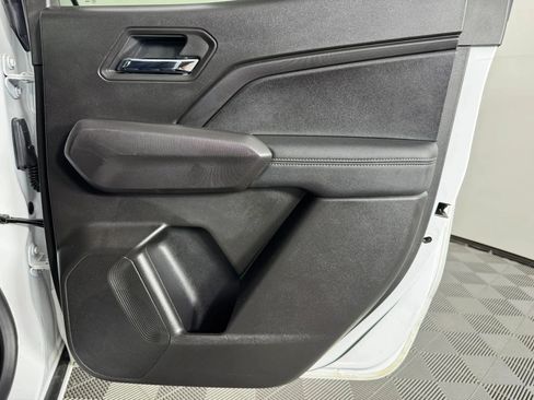 Used 2025 GMC Canyon Elevation AWD/4WD image 40