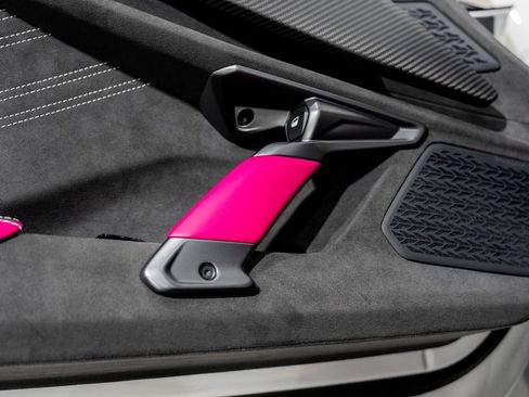 Used 2025 Lamborghini Revuelto AWD/4WD image 47