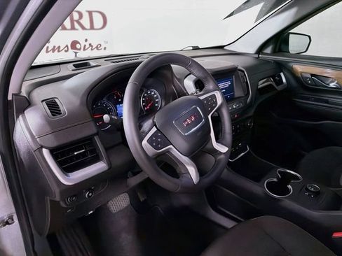 Used 2020 GMC Terrain SLE w/ LPO, Floor Liner Package FWD image 11