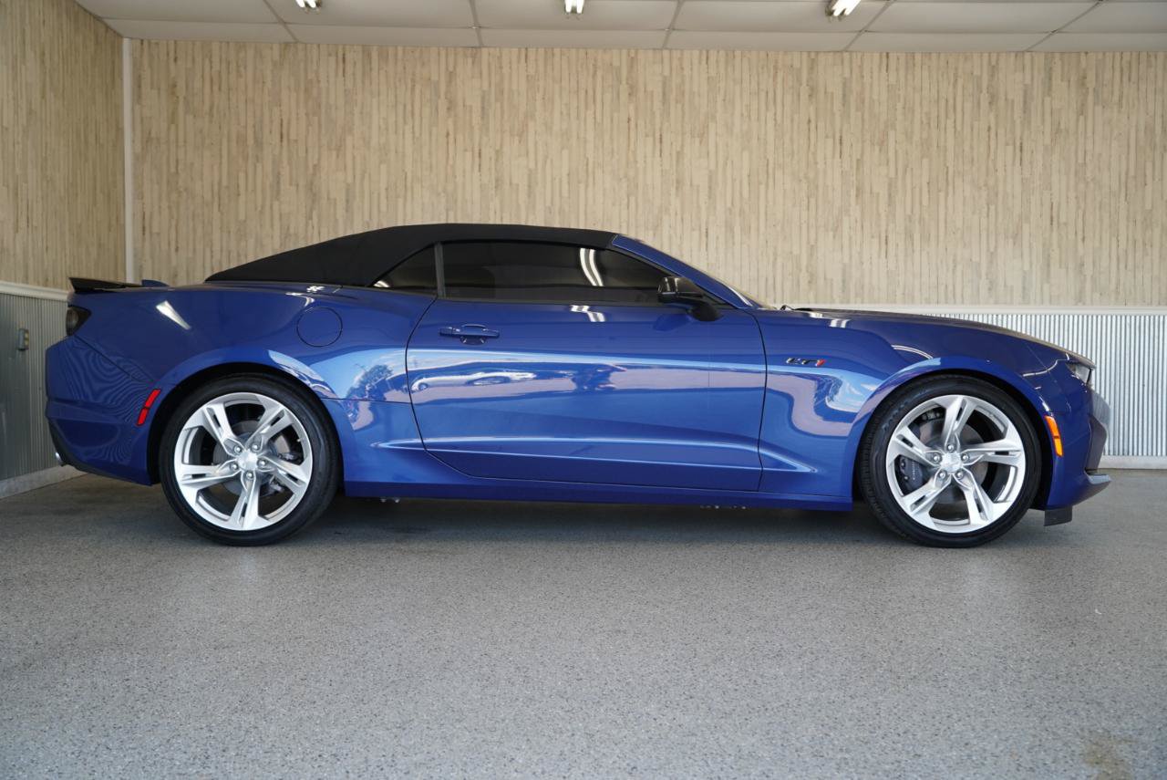 Used 2021 Chevrolet Camaro LT RWD image 6
