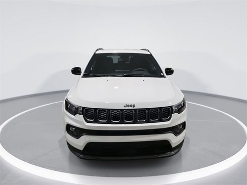 New 2026 Jeep Compass Latitude image 3