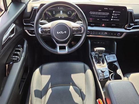 Used 2025 Kia Sportage EX FWD image 15