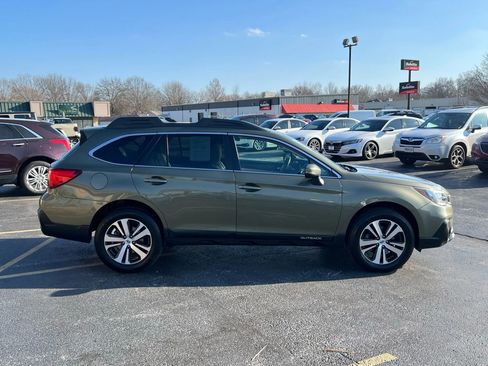 Used 2018 Subaru Outback 2.5i Limited image 26