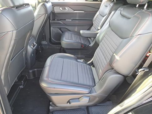 Certified 2025 Ford Explorer ST-Line image 11