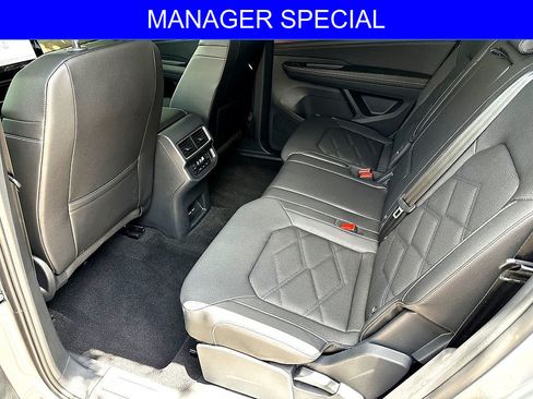 Certified 2026 Volkswagen Atlas SE FWD image 24