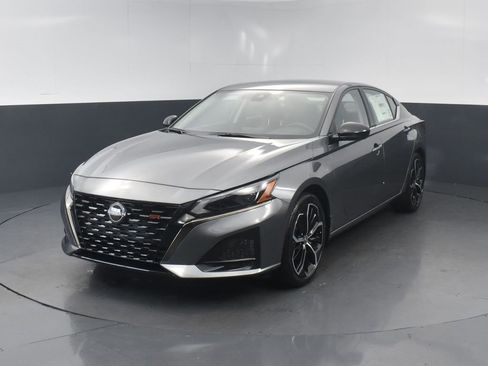 New 2025 Nissan Altima 2.5 SR image 20