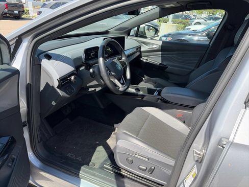 Used 2023 Volkswagen ID.4 Pro S RWD image 7