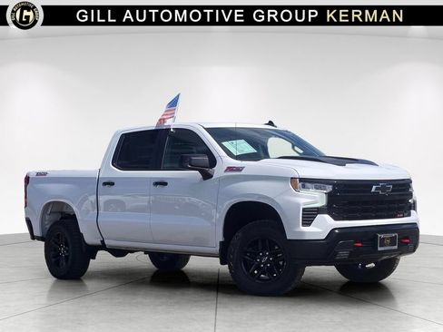 Used 2024 Chevrolet Silverado 1500 LT Trail Boss w/ Convenience Package II AWD/4WD image 1