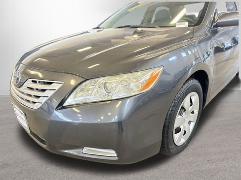 Used 2009 Toyota Camry LE image 26